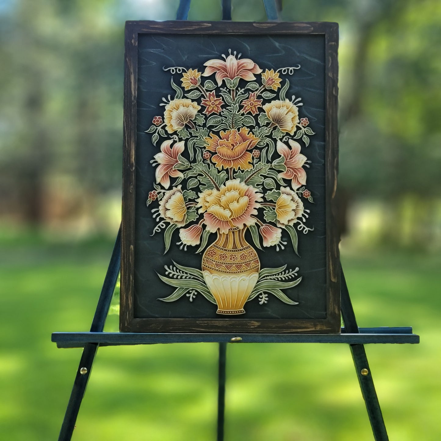 White Floral Vase Relief Art Frame